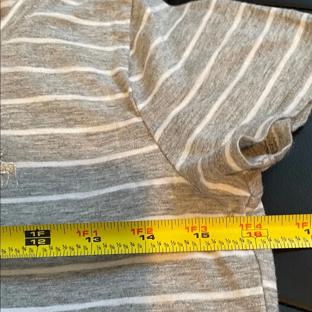 Abercrombie Kids Light Gray and White Striped Tee 15/16 girls